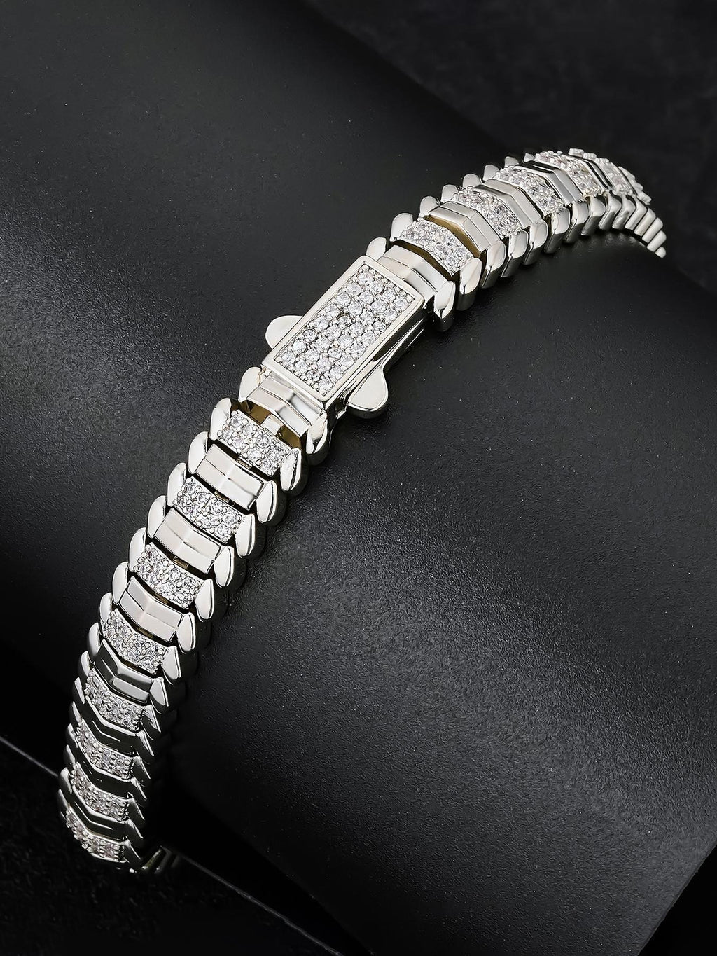 Today Only: $19.9｜9mm Snake Bone Chain Hip Hop Bracelet with Sparkling Synthetic Gemstones, Cubic Zirconia Bracelet, Unisex Luxury Jewelry Gift, Fashionable Accessory for All Occasions